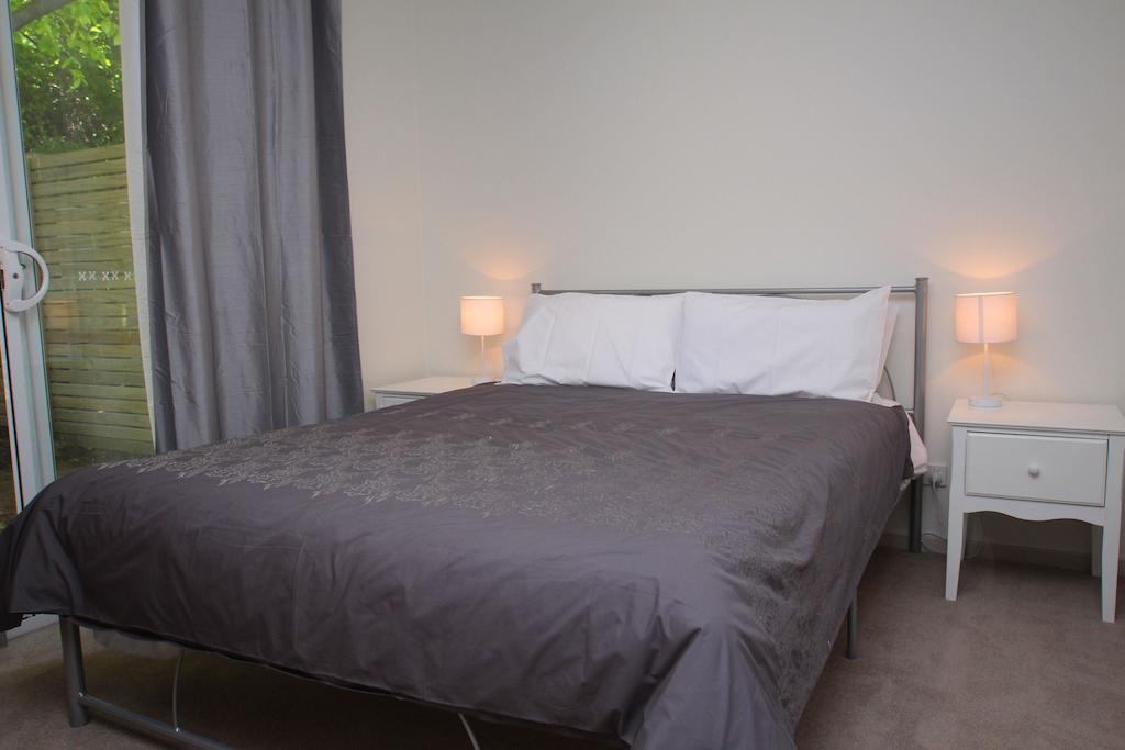 Richmond Coachmans Rest Aparthotel Room photo